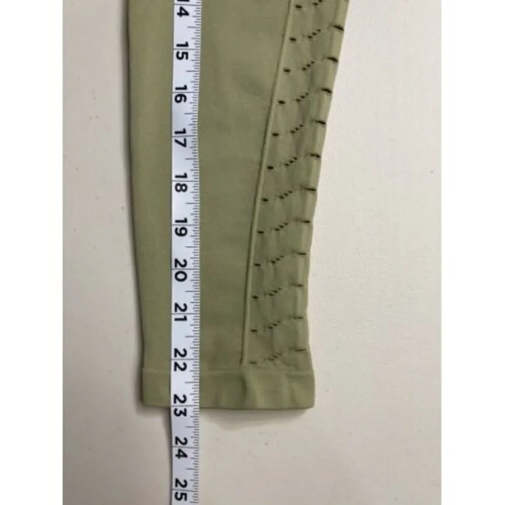 Cotton: On Body Women's Athletic Compression Leggings‎ Olive Green Size XS